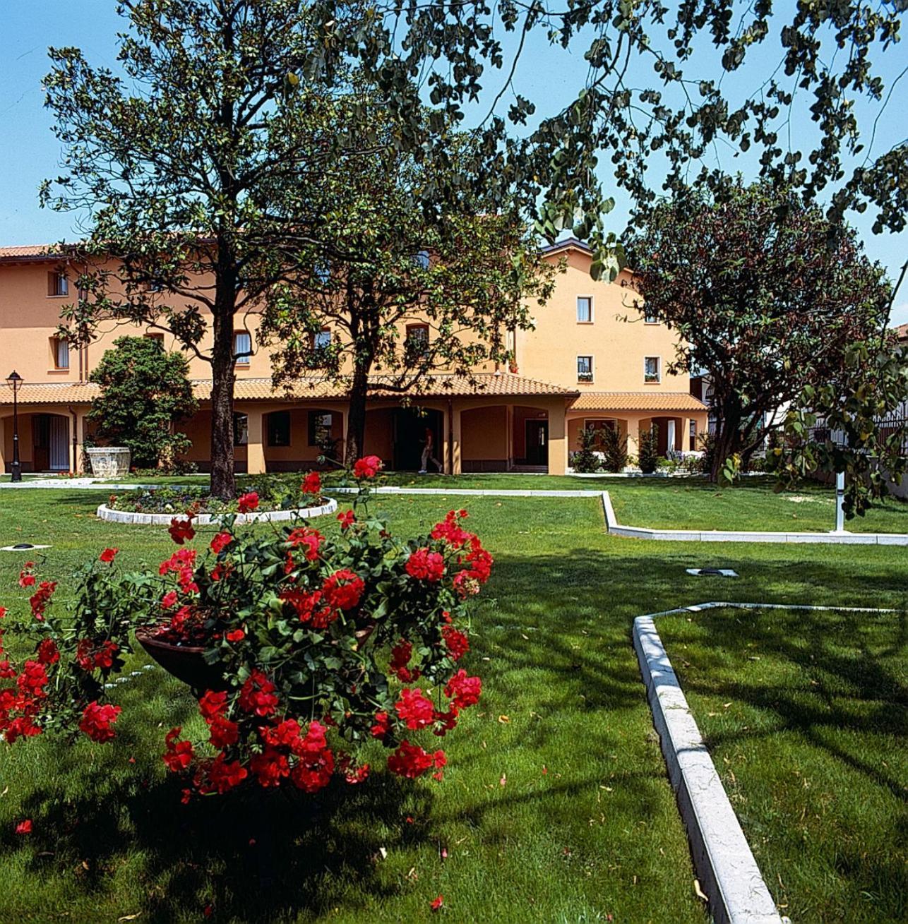 Hotel Dall'Ongaro Ghirano Exterior foto