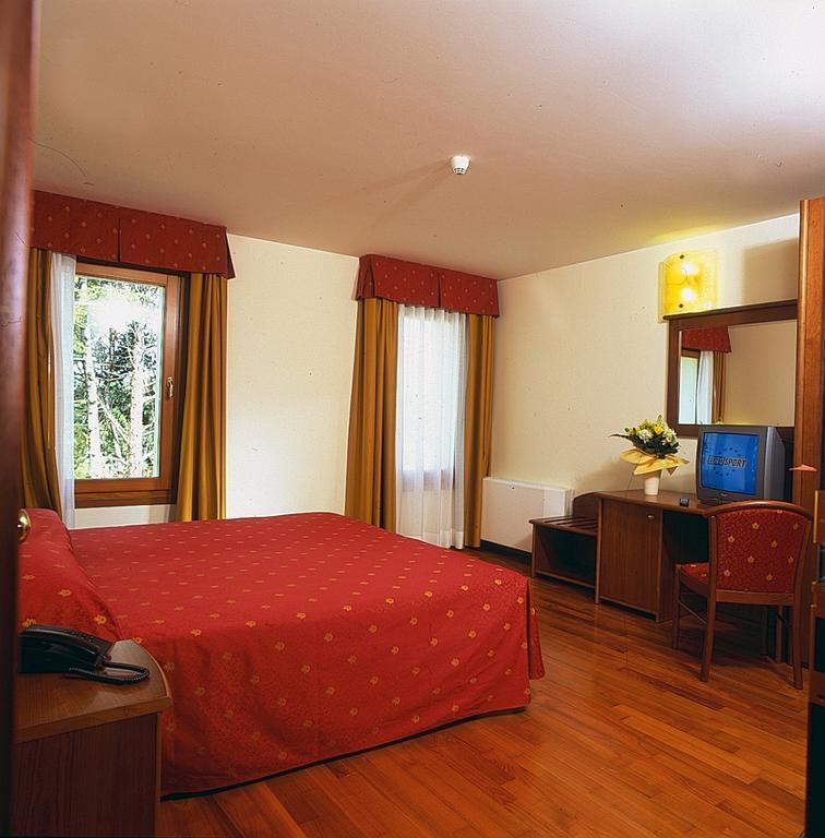 Hotel Dall'Ongaro Ghirano Exterior foto