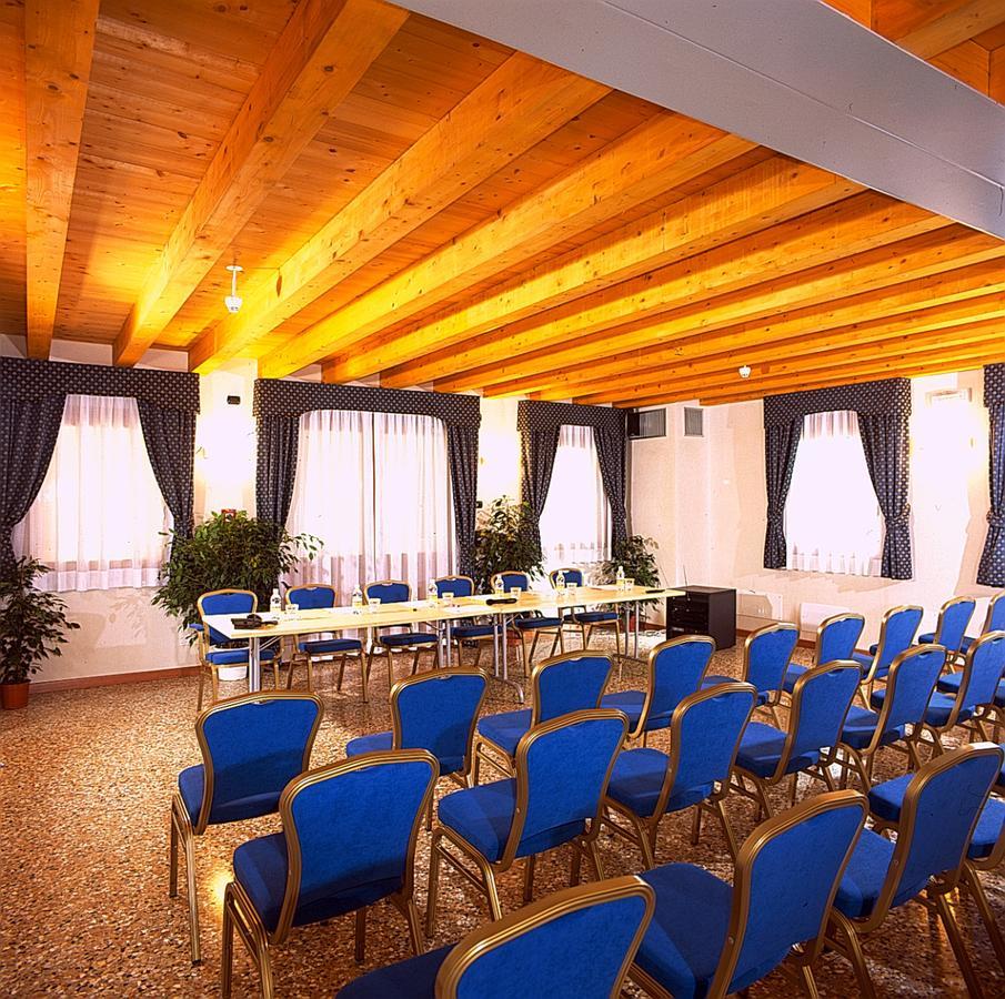 Hotel Dall'Ongaro Ghirano Exterior foto