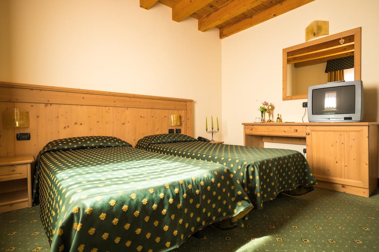 Hotel Dall'Ongaro Ghirano Exterior foto