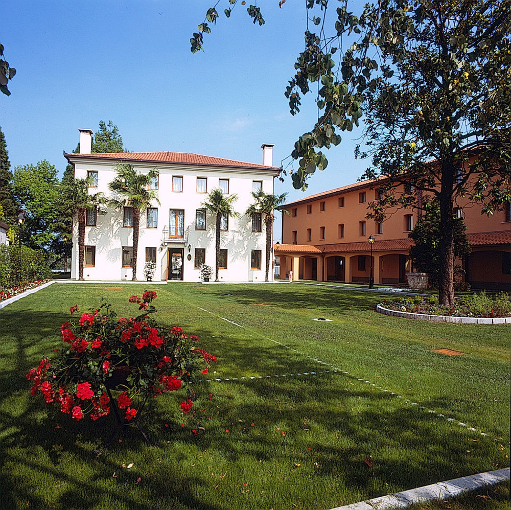 Hotel Dall'Ongaro Ghirano Exterior foto